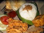 nasi-uduk-kaki-lima_20150430_112826.jpg