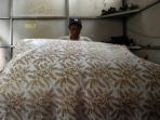 nasib-perajin-batik-di-tengah-pandemi-covid-19_20201002_181820.jpg