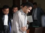 nazaruddin-jalani-sidang-dakwaan-pencucian-uang_20151210_162540.jpg