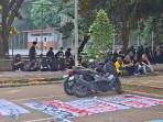 Pakaian Hitam Mahasiswa UI: Simbol Pupusnya Harapan, Era Menuju 'Kegelapan'
