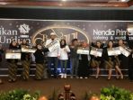 nendia-primarasa-bagi-hadiah_20170125_030800.jpg