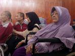 nenek-amih-jalani-proses-persidangan-di-pengadilan-negeri-garut-rabu-1462017.jpg