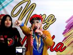 neng-wirdha-kembali-luncurkan-single-player_20190505_073614.jpg