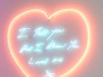 neon-heart-victoria-beckham_20141219_110818.jpg