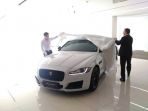 new-jaguar-xf-20-black-jack_20170126_132952.jpg