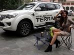 new-nissan-terra-dipamerkan-di-plaza-senayan_20180921_215901.jpg