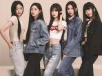 newjeans-tampil-mengenakan-jeans-dari-levis.jpg