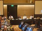nezar-patria-saat-fgd-membahas-kebijakan-teknologi-kecerdasan-artifisial.jpg