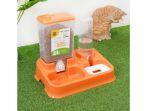 ngasih-makan-anabul-pakai-pet-feeder.jpg