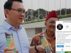 ngevlog-di-lapangan-banteng-ahok-dihampiri-penjual-kerak-telor.jpg