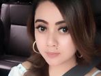 ni-made-ayu-cning-artadi-pemilik-oto-27-bali_20190328_055923.jpg