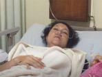 nia-kurnia-43-terbaring-lemah-di-ruang-rawat-inap-elisabeth-no.jpg