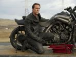 nicholas-cage-yamaha-vmax-ghost-rider_20180528_090543.jpg