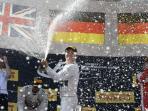 nico-rosberg-podium-dan-juara_20150511_063031.jpg