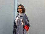 nikita-mirzani-berpose-saat-ditemui-di-kawasan-tendean_20170515_214722.jpg