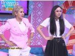 nikita-mirzani-dan-denise-chariesta-dalam-tayangan-di-kanal-youtube-trans-tv-official.jpg