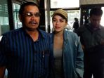 nikita-mirzani-di-polres-jakarta-selatan_20161205_150734.jpg