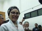 nikita-mirzani-jalani-sidang-perdana-1.jpg