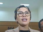 nikita-mirzani-menangis-saat-sidang.jpg