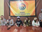 nikita-mirzani-mendatangi-polresta-serang-kota.jpg