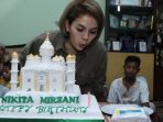 nikita-mirzani-menggelar-perayaan-ulang-tahun-ke-31_20170317_212342.jpg