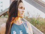 nikki-bella-pensiun-dari-wwe.jpg