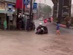 njir-jakarta-rendam-jalan-fatmawati-jak.jpg