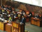 novanto_20171115_120657.jpg