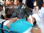 novel-baswedan-tiba-di-rs-jec-menteng-sekitar-jam-1430-selasa_20170411_152151.jpg