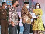 nur-setia-alam-prawiranegara-baju.jpg
