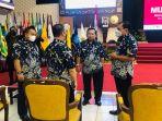 nurdin-halid-usai-mengikuti-acara-pembukaan-munas-ii.jpg