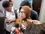 nurhaida-kepala-eksekutif-ojk_20150330_114511.jpg