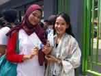 nurul-fitri-dan-indah-suporter-timnas-u-23-indonesia_20180820_191943.jpg