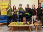nusantara-cycling-team-beserta-tim-pada-acara-penandatanganan-kerjasama.jpg
