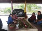 nyekar-makam-bung-karno_20160602_105918.jpg