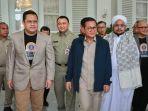 o-Anung-menerima-bantuan-semvv.jpg