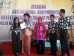 oase-kabinet-kerja-memotivasi-siswa-sman-1-palembang_20161124_141825.jpg