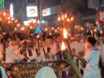 Pawai Obor di Jabar: Pria di Purwakarta Terbakar hingga Bocah Tercebur Gorong-gorong di Bogor
