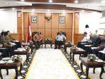 oesman-sapta-dorong-rencana-pltn.jpg