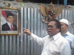 oesman-sapta-odang-saat-meninjau-lokasi-kebakaran-pasar-senen_20170203_175929.jpg