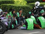 ojek-online-dilarang-angkut-penumpang_20200407_174701.jpg