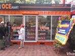 ok-oce-mart-besutan-anies-sandi-jual-apa-saja-sih_20170407_195022.jpg