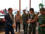 okowi-di-bandara-halim-perdavv.jpg