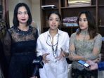 okta-darnadi-dan-kinaryosih-model-kiara-mayang_20180326_123849.jpg