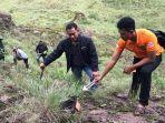olah-tkp-korban-tewas-di-gunung-batur.jpg