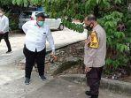 olah-tkp-pembacokan-di-depan-sdn-23-palembang.jpg