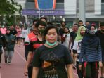 olahraga-lari-atau-jogging-sebaiknya-tidak-pake-masker_20201024_085739.jpg