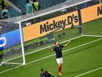 olivier-giroud-bubuhkan-gol-ke-4-perancis_20221123_040056.jpg
