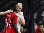 omari-forson-kena-semprot-erik-ten-hag-saat-laga-melawan-borussia-dortmund.jpg
