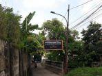 ondel-ondel-dilarang-masuk-spanduk.jpg